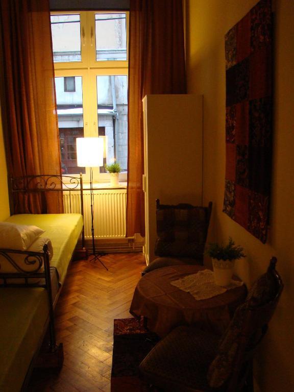 Hostelik Wiktorianski Λοτζ Εξωτερικό φωτογραφία