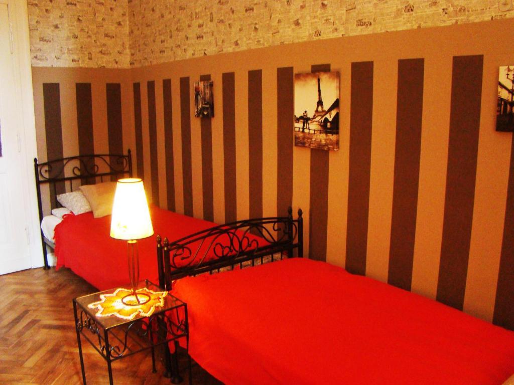 Hostelik Wiktorianski Λοτζ Εξωτερικό φωτογραφία